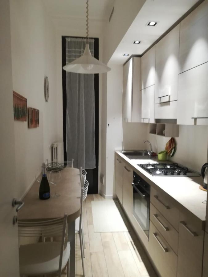 La Casa Dei Viaggiatori Apartment Milano Exterior foto